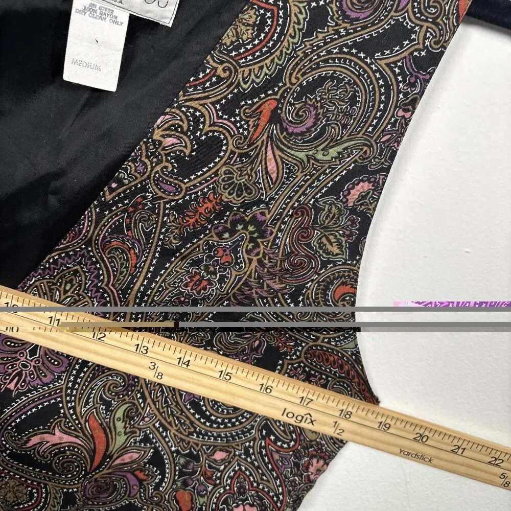 Vintage Retro Paisley Vest Women’s M 100% Rayon Made USA Button Front 90s Boho